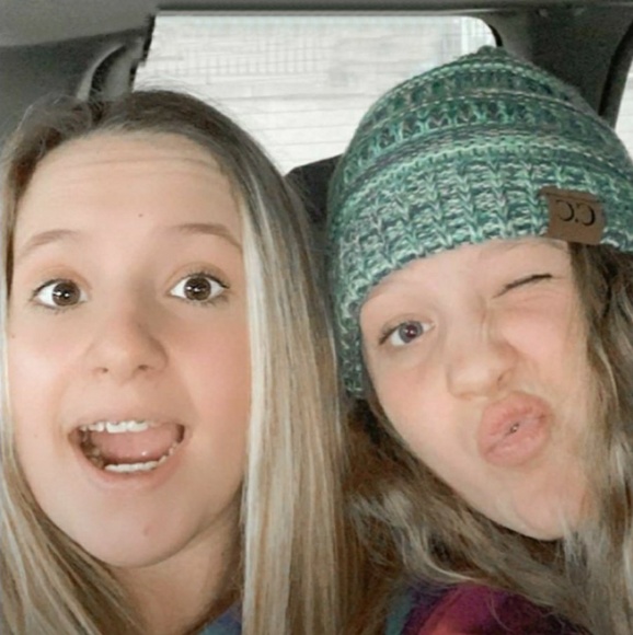 Meet your Posher, Lucy - Picture 1 of 1